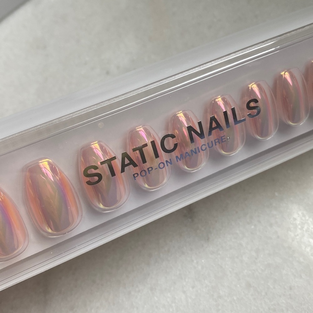 NEW Static Nails Press On nails - Peach Fizz